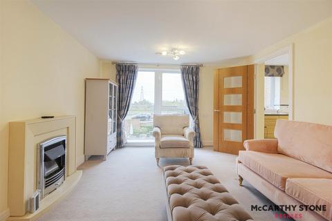 1 bedroom apartment for sale, Glenhills Court, Little Glen Road, Glen Parva, Leicester