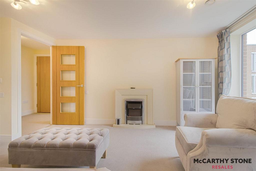 12 living room.jpg