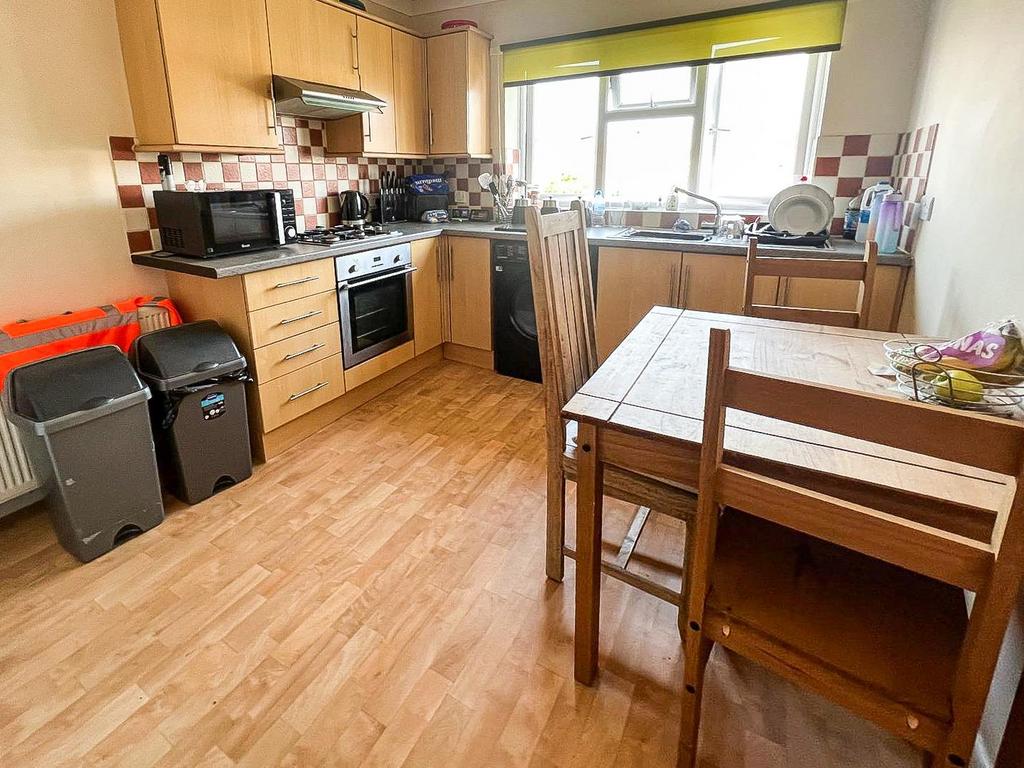 Chamberlayne Road, Eastleigh 1 bed flat for sale £150,000