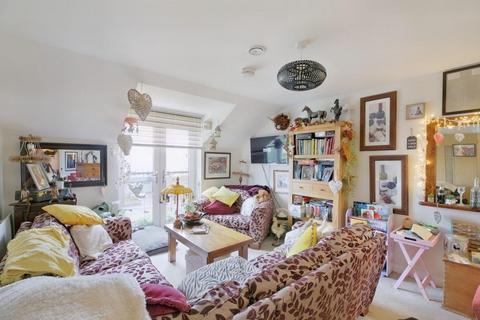 1 bedroom apartment for sale - Flora Grange, Uppergate Road, Stannington