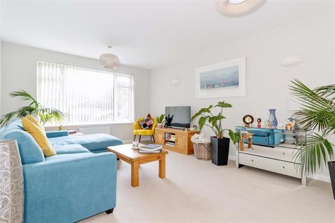 134 Alinora Crescent, Goring By Sea, Worthing, BN12 4HJ