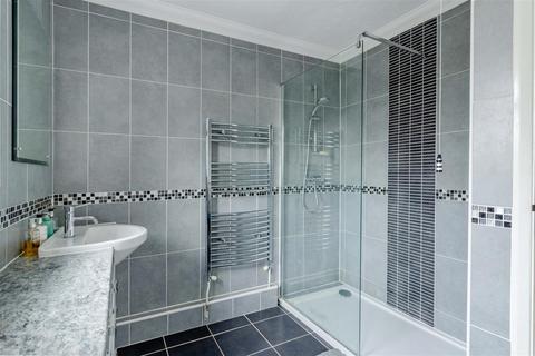 134 Alinora Crescent, Goring By Sea, Worthing, BN12 4HJ