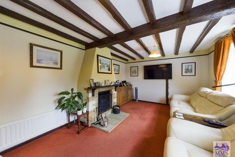 7 Merryfields, Strood, Rochester, ME2 3ND