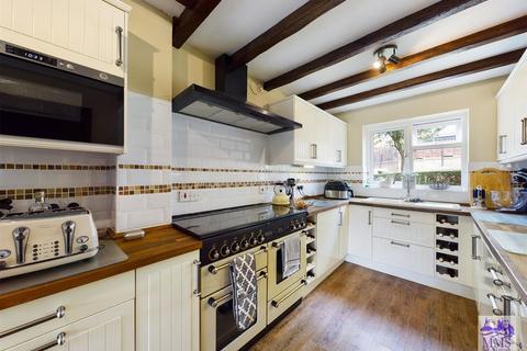 7 Merryfields, Strood, Rochester, ME2 3ND