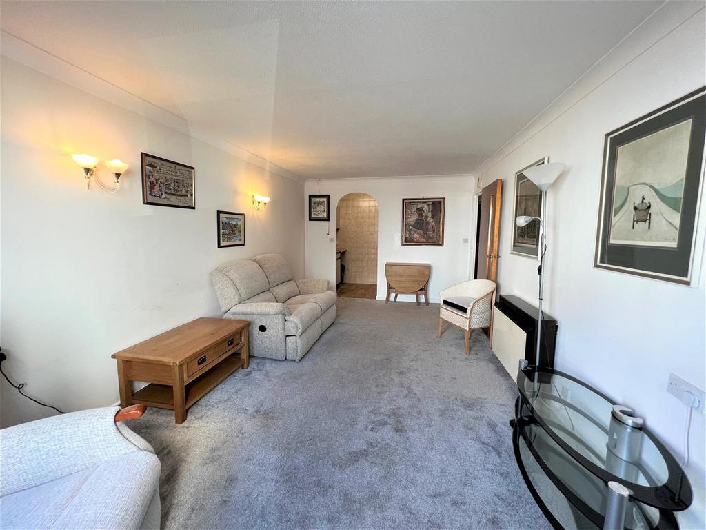 Homecove House, Holland Road, WestcliffOnSea 1 bed retirement
