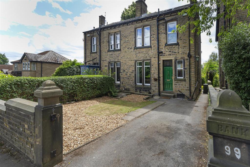 Birkby Hall Road, Birkby, Huddersfield 4 bed semidetached house £385,000