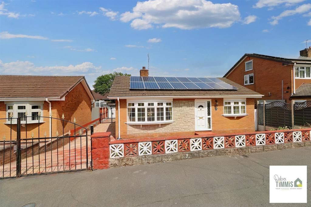 Pembroke Road, Milton, StokeOnTrent 2 bed detached bungalow for sale