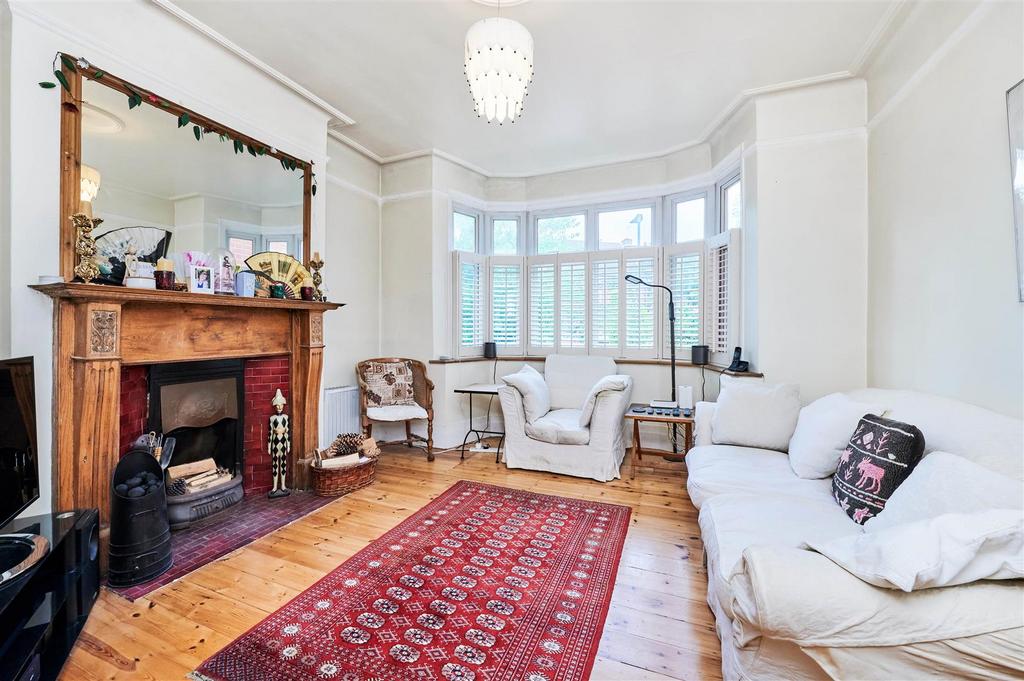 James Anderson - Temple Sheen Road London SW14 7 PY