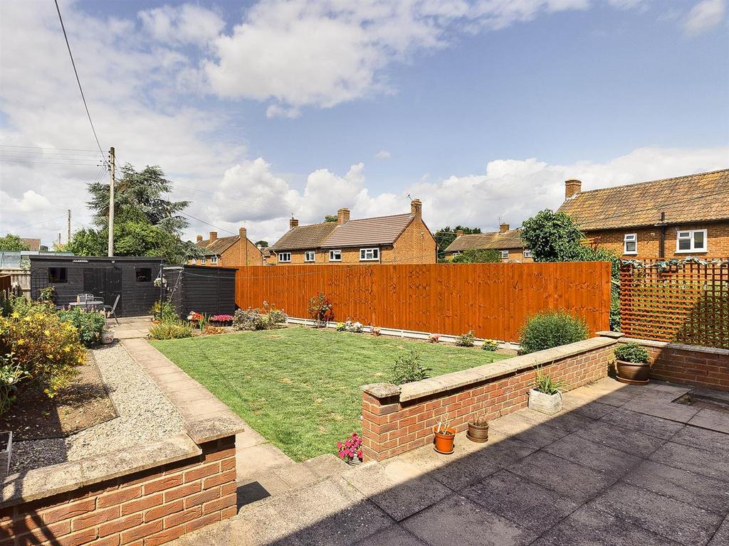 Gardens Walk, UptonUponSevern, Worcester 3 bed semidetached house