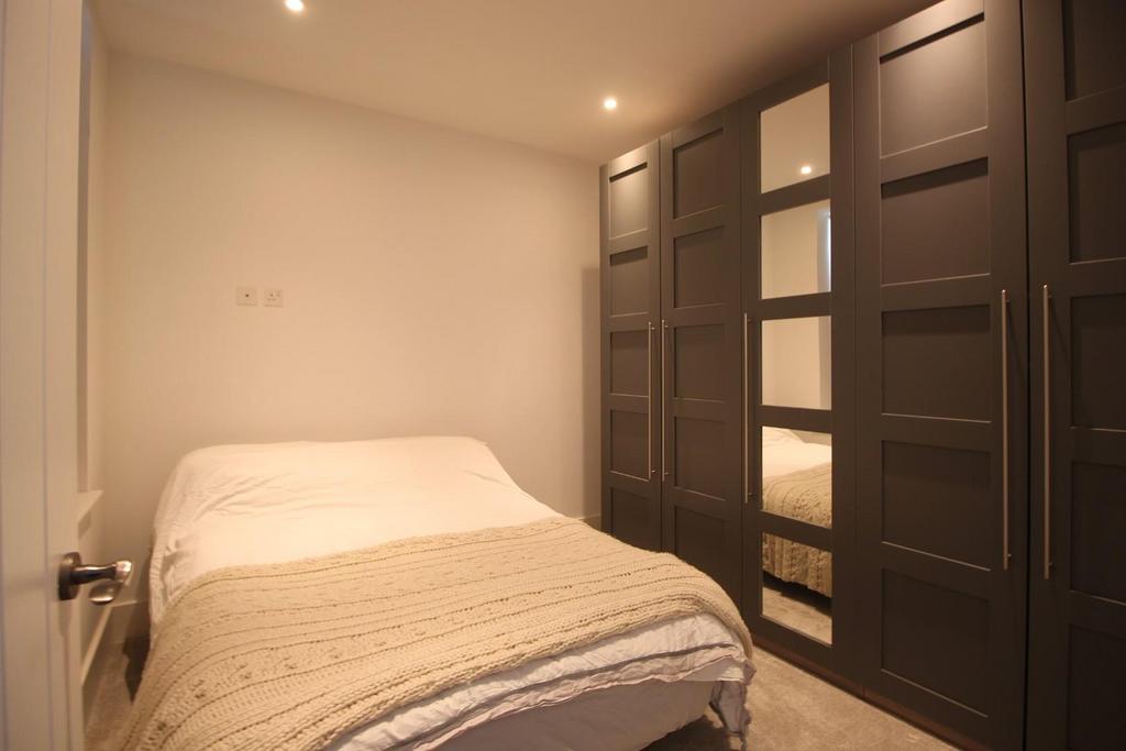 Bed 2.JPG