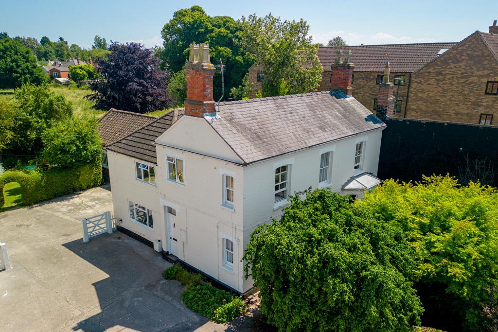 Mill House, Willoughby Road 5 bed detached house for sale £395,950