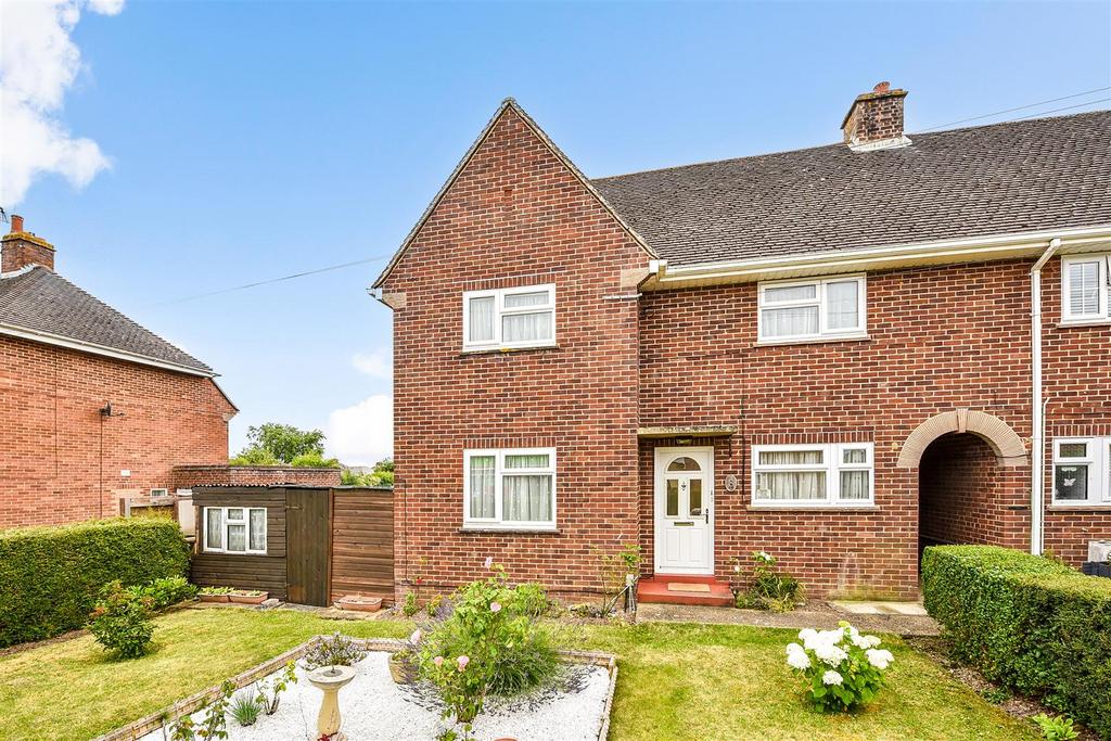 Silver Birch Road, Andover 3 bed end of terrace house for sale £280,000
