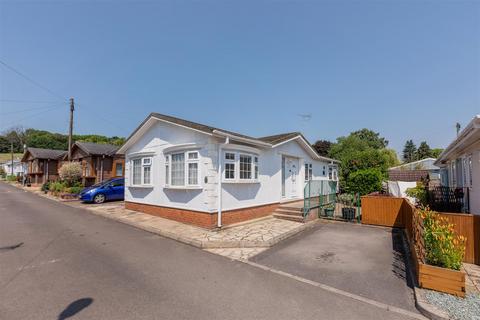 2 bedroom detached bungalow for sale, Marlow Road, Henley-On-Thames RG9