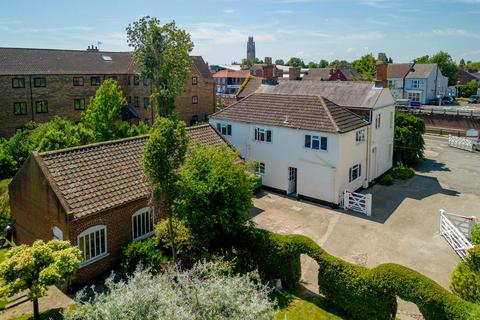 8 bedroom detached house for sale, Maud Foster Mill & Mill House, Willoughby Road