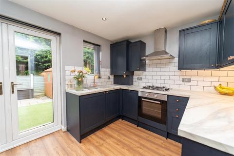 11 Shuttleworth Close, Manchester, M16 8NN