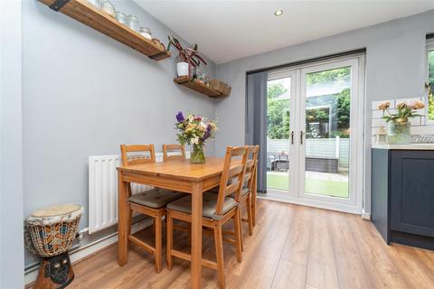 11 Shuttleworth Close, Manchester, M16 8NN