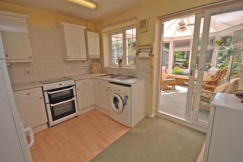 4 Blacksmiths Copse, Hailsham, BN27 3XB