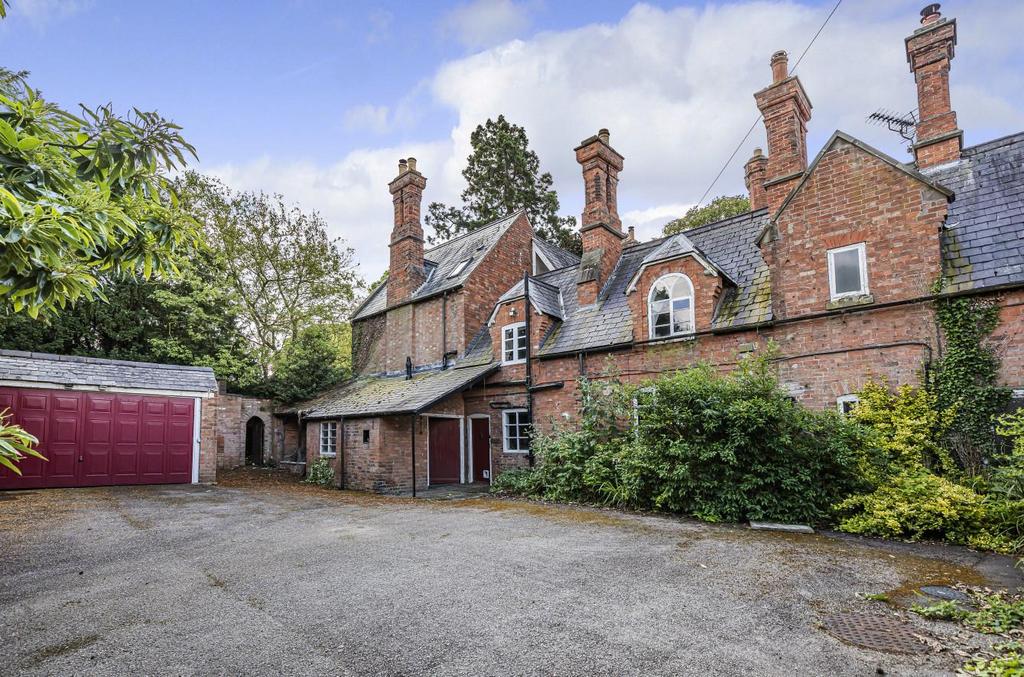 The Gate House