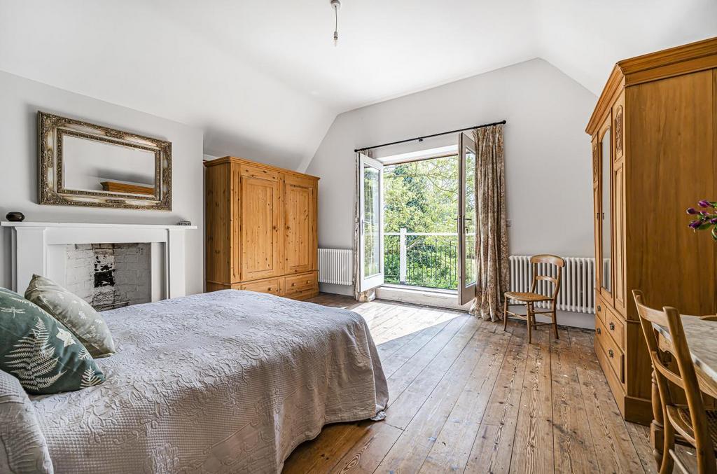 Principal bedroom