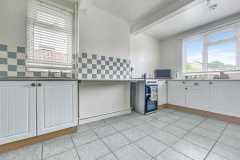 10 Catbrook, Chipping Campden, GL55 6DF