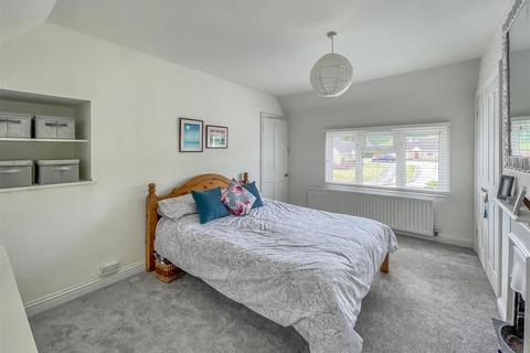 10 Catbrook, Chipping Campden, GL55 6DF