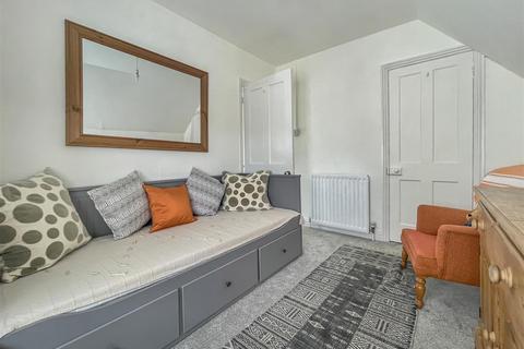 10 Catbrook, Chipping Campden, GL55 6DF