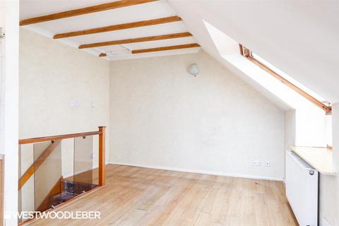 54 Cassandra Gate, Cheshunt, Waltham Cross, EN8 0XE