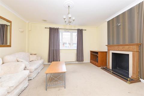 2 bedroom flat to rent, Upper Richmond Road West, East Sheen, SW14