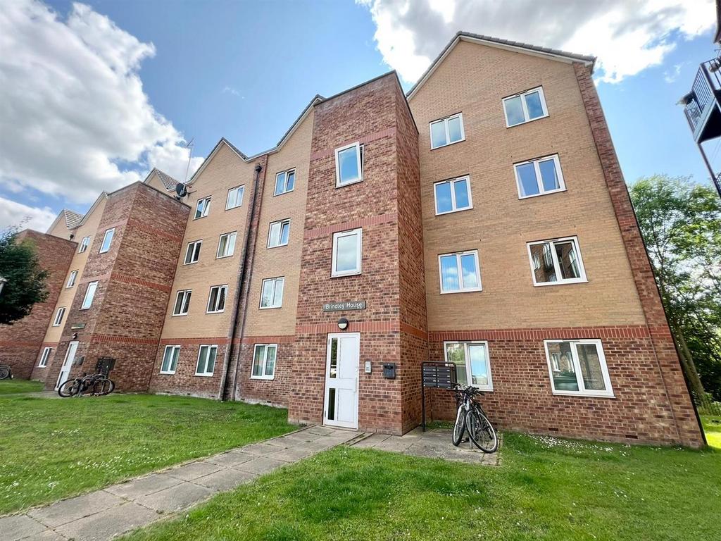 Brindley House, Tapton Lock 2 bed apartment £650 pcm (£150 pw)