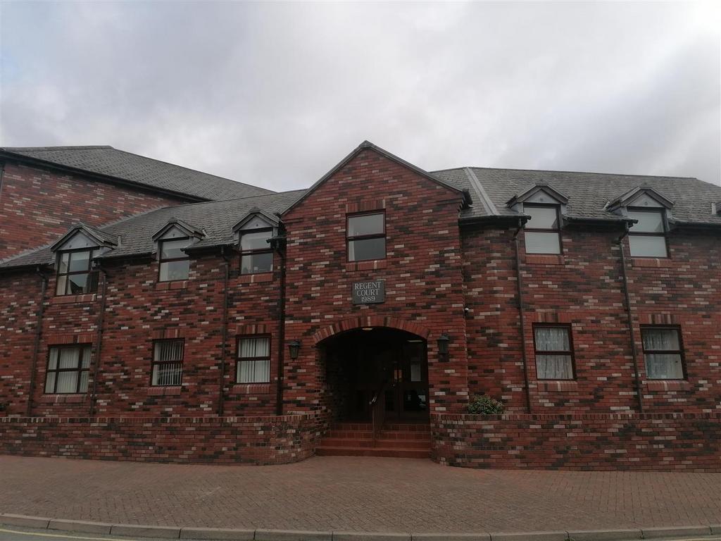 Regents Court, Roft Street, Oswestry 2 bed retirement property £110,000