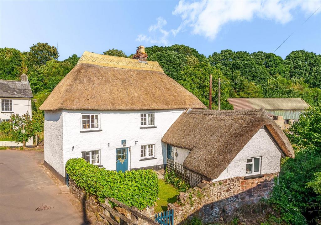 Coleford, Crediton 3 bed detached house for sale £350,000