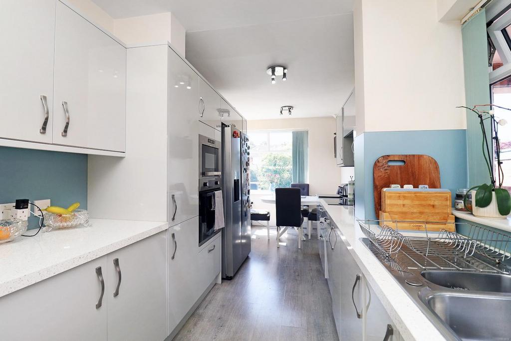 Greenway Road, Timperley 4 bed semidetached house for sale £585,000