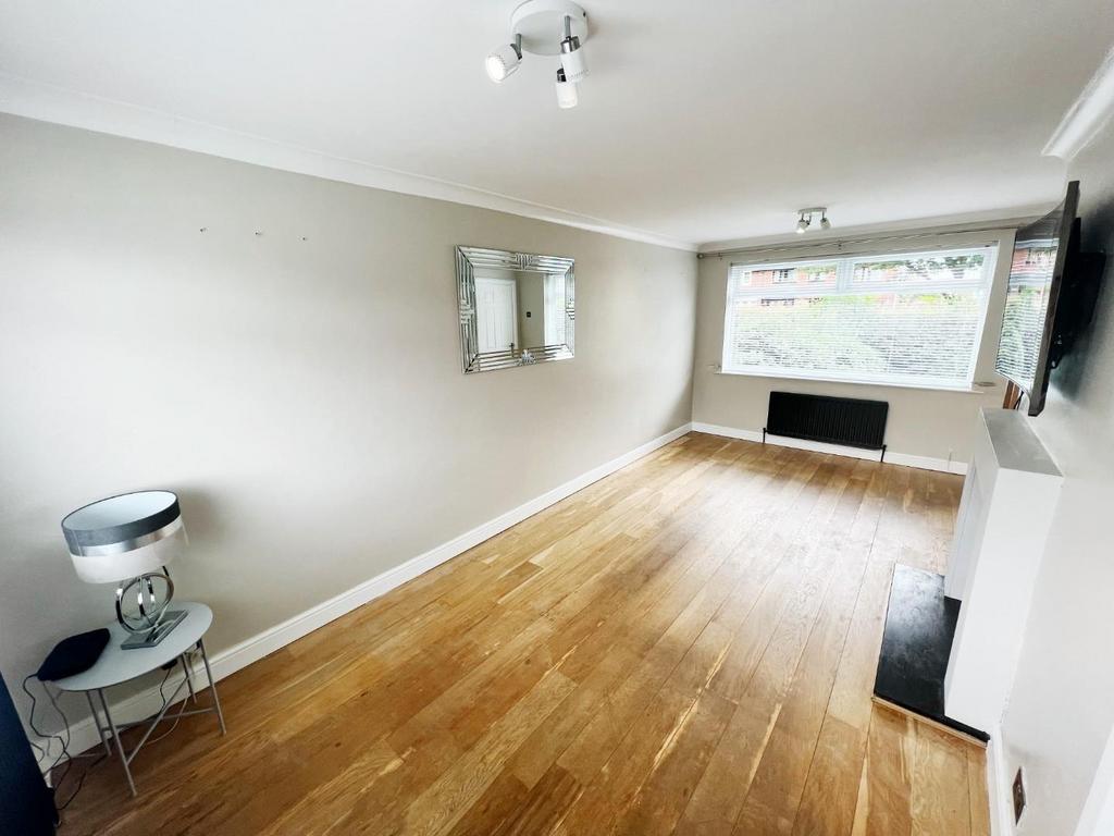 Wood Lane, Ferryhill 2 bed semidetached house £95,000