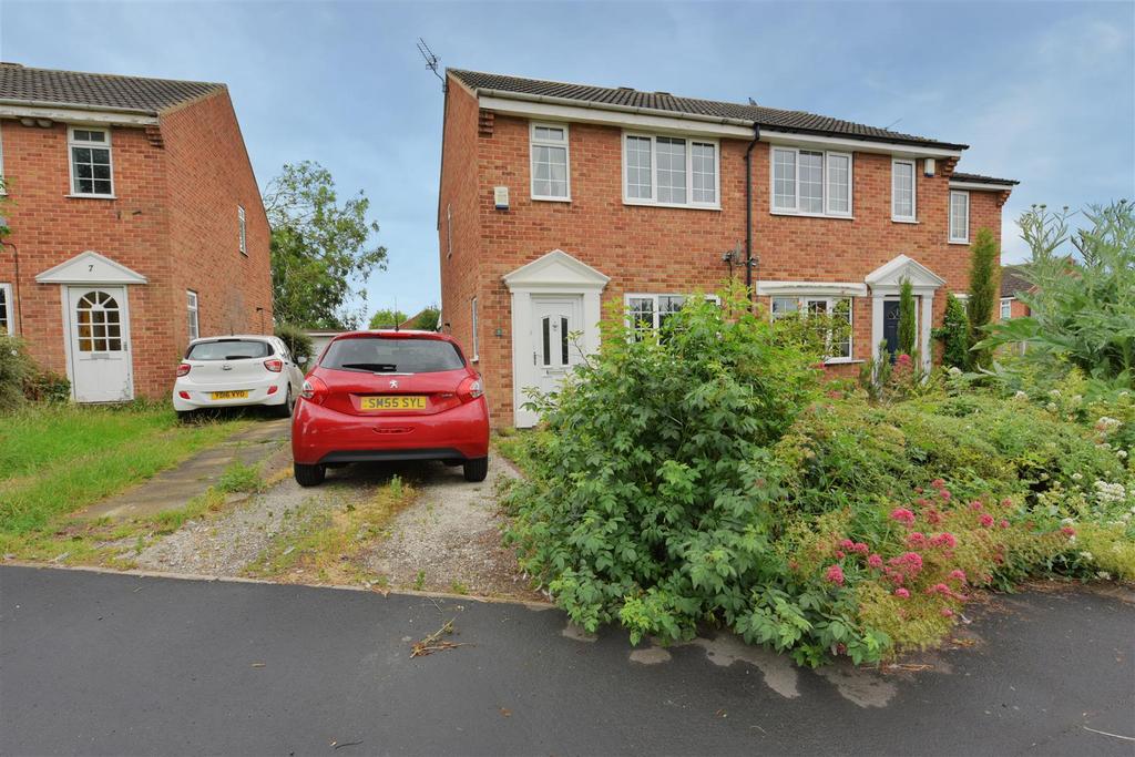 St. Giles Way, Copmanthorpe, York 3 bed semidetached house for sale £270,000