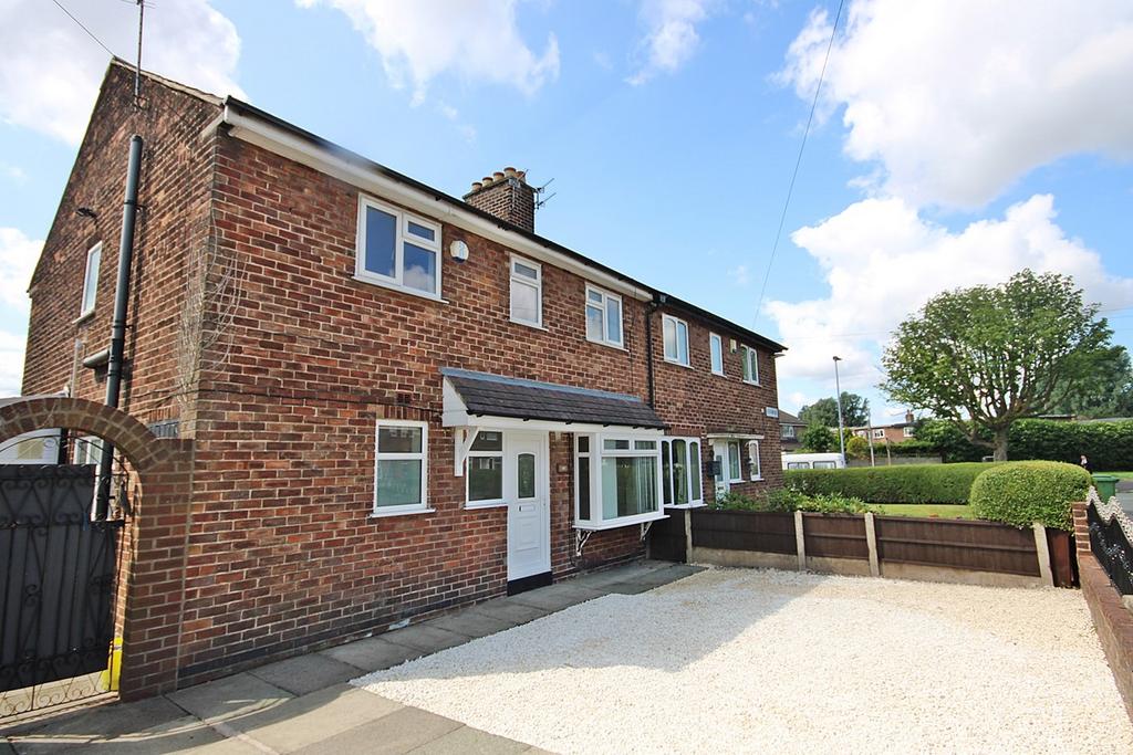 Statham Avenue, Warrington, WA2 4 bed semidetached house £1,000 pcm