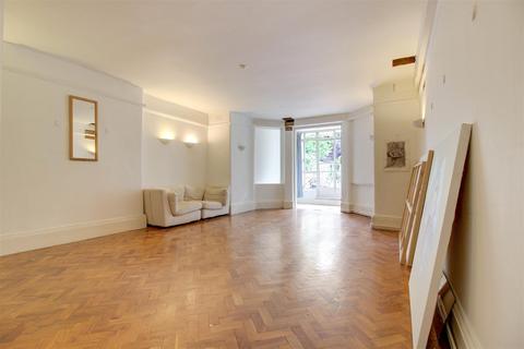 2 bedroom apartment for sale, Belsize Park Gardens, Belsize Park, London