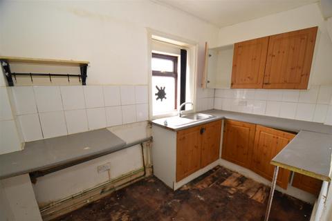 43 Back Lane, Queensbury, Bradford, BD13 1HB