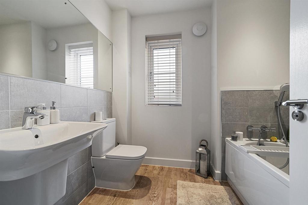 PT-Sheridans-10 Redwood Drive-13.jpg