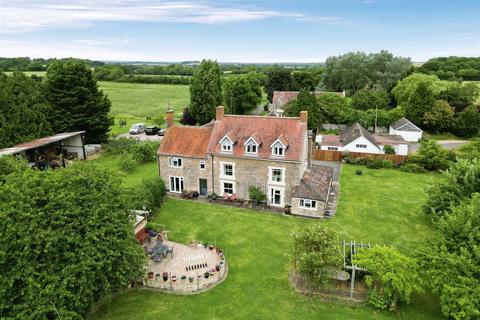 10 bedroom cottage for sale, Banbury Road, Lighthorne