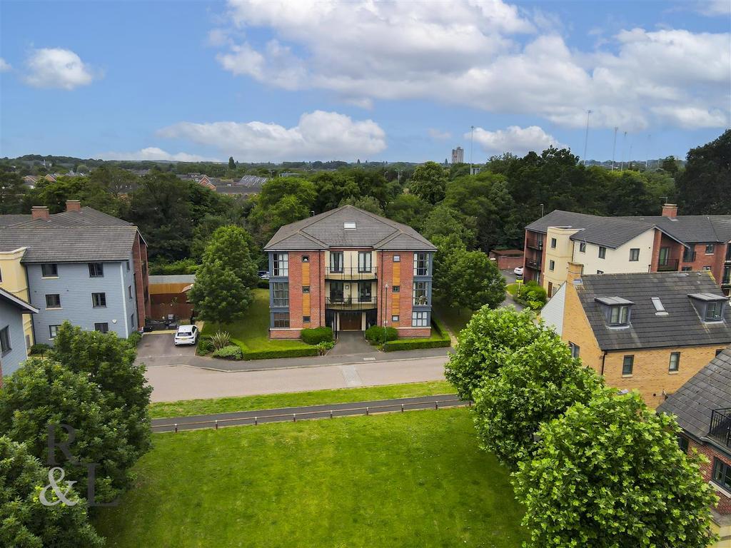 Wilberforce Rd, Wilford Place... 2 bed apartment £1,050 pcm (£242 pw)