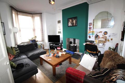 18 Eve Road, Bristol, BS5 0JX