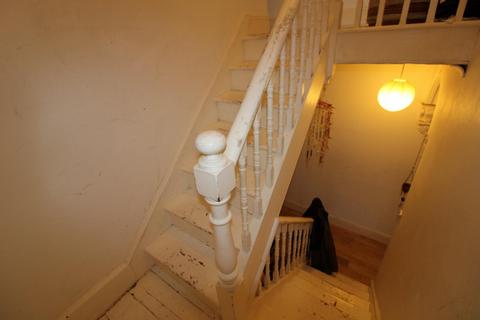 18 Eve Road, Bristol, BS5 0JX