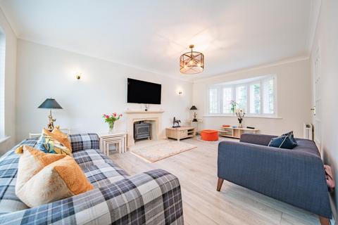 34 Mendip Crescent, Chesterfield, S40 4PR