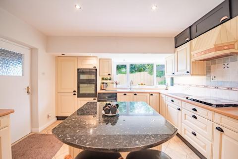 34 Mendip Crescent, Chesterfield, S40 4PR