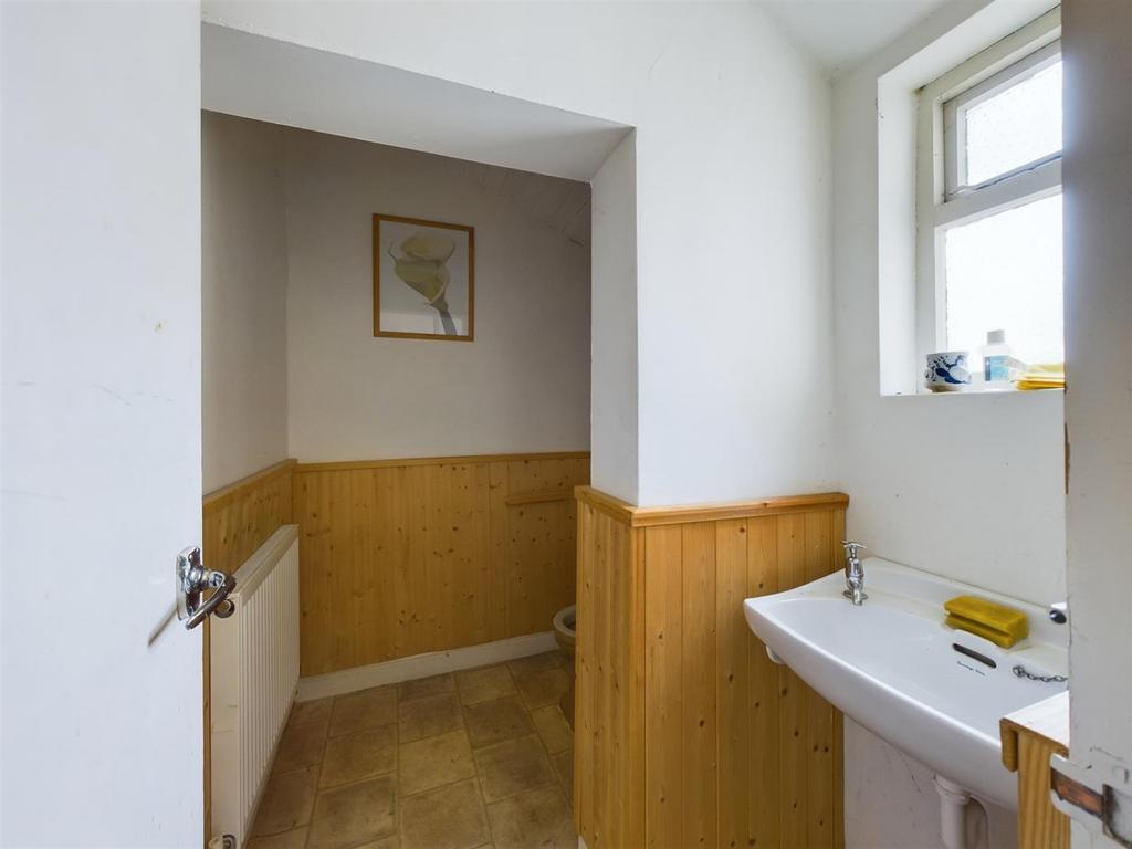 Annexe  cloakroom