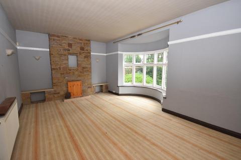 39 Ashgate Road, Chesterfield, S40 4AG