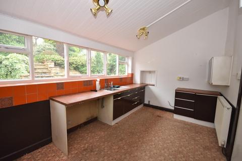 39 Ashgate Road, Chesterfield, S40 4AG