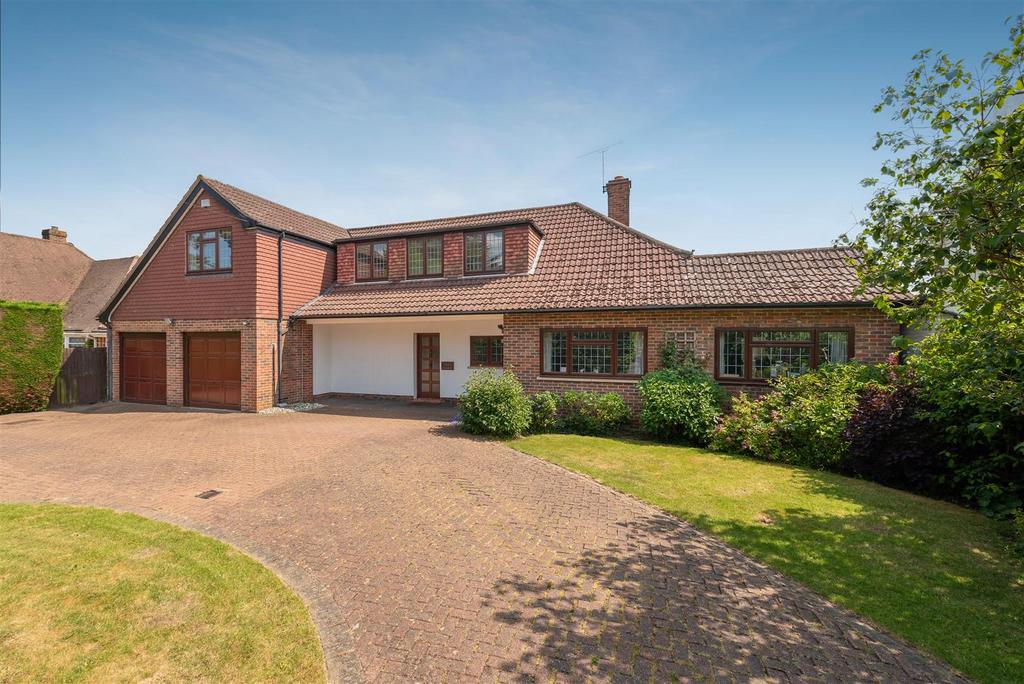 Winkfield Road, Windsor 4 bed detached house for sale £1,650,000