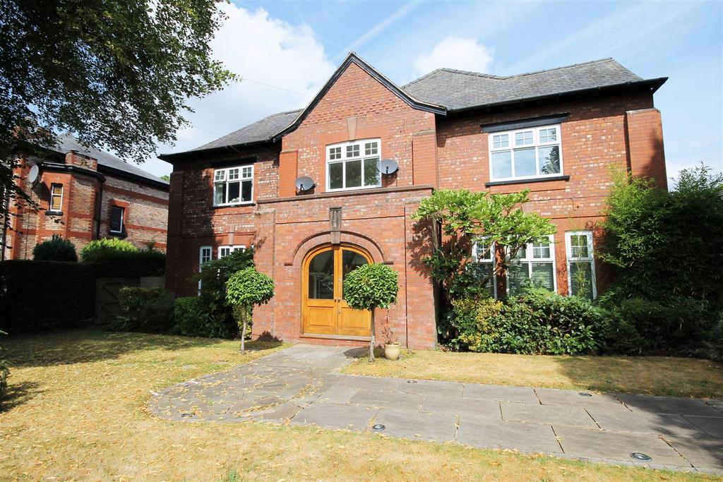 The Old Vicarage, Brackley Road, Monton 2 bed flat £1,100 pcm (£254 pw)