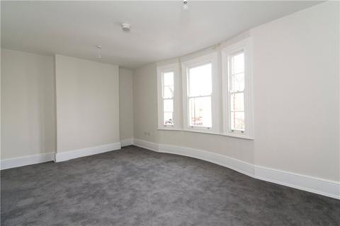 3 bedroom terraced house to rent, Mare Street, London, E8